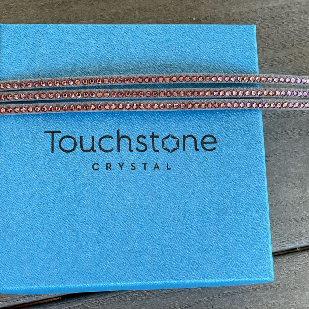 Touchstone Crystal by Swarovski Wrap-star IRIS - Picture 2 of 6